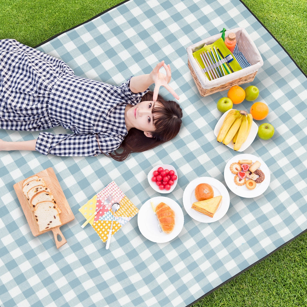 【送料無料 300×300cm】レジャーシート 8~13人 厚手 大判 お花見 子供 家族 大きい おしゃれ 防水 洗える 手洗い 折りたたみ 持ち運び便利 運動会 花火大会 遠足 山登り 海 バーベキュー 防災 ピクニック シート アウトドア キャンプ 室内外兼用 レジャー マット ラグ